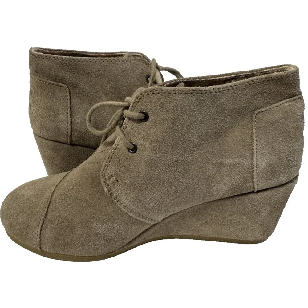 TOMS Womens Desert Wedge Taupe Suede Lace Up Ankle Booties Size 9